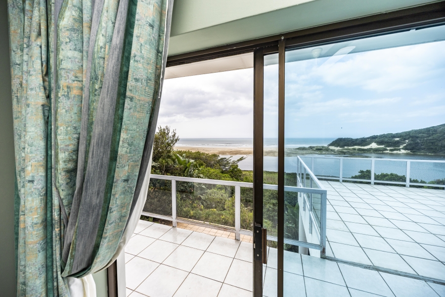 4 Bedroom Property for Sale in Cintsa East Eastern Cape